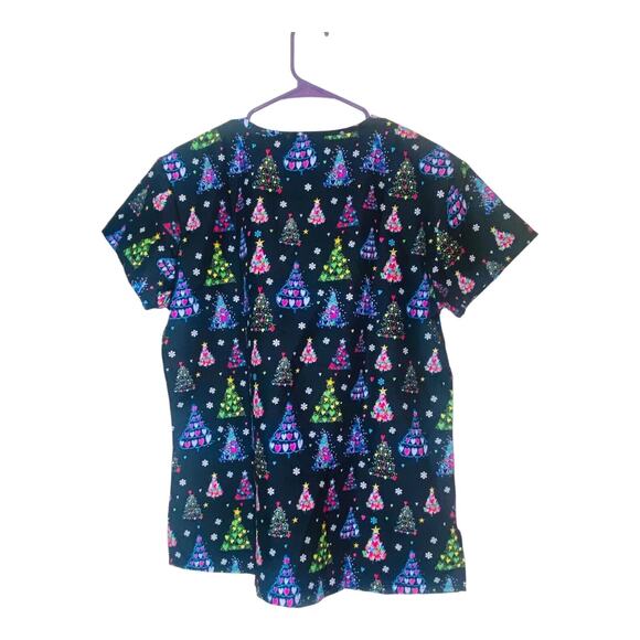 Revel Premium Stretch Scrub Top Christmas V Neck Multicolor Medium Lot of 5 - Picture 12 of 12